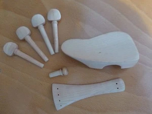 ACCESORIOS PARA VIOLÍN, ESTILO BARROCO EN ARCE, CLAVIJAS, CORDAL, MENTONERA, PASADOR DE EXTREMO!!! - Imagen 1 de 1