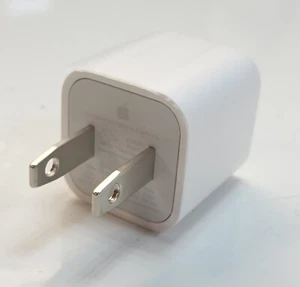 Lot de 10 briques de charge OEM Apple USB Type A 5W A1385 - Photo 1 sur 3