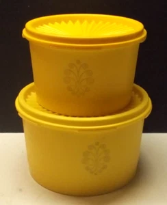 Vintage Tupperware Canisters 1297 & 1296 Yellow 2 & 3 1/2 Cups - Imagen 1 de 7