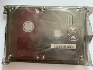 New sealed Quantum Atlas V 9GB U160 68pin SCSI XC09L011 VAT - Picture 1 of 4