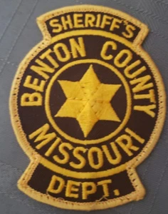 MO Benton County Missouri Sheriff's Department Patch - Picture 1 of 1