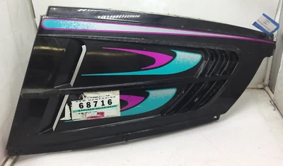 Polaris Right Side Panel 500 Carb EFI SKS 440 Trail Deluxe RMK Indy 2610008-177 - Image 1 of 4