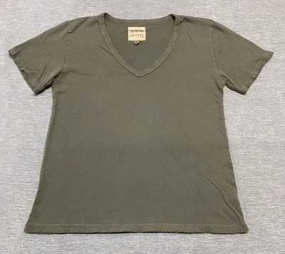 Женская футболка Le Bon Shoppe средний размер LA VIE топ сделано в США с искусственно состаренным V-образным вырезом зеленая органическая - Изображение 1 из 4