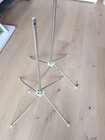 2 UNIVERSAL STATIVE für beliebige Einsatzzweck zusammenklappbar Höhe 88cm Alu
