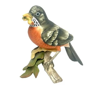 VINTAGE KAISER ROBIN PORCELAIN FIGURINE ON BRANCH WORM LIMITED EDITION 682 /2000 - Picture 1 of 11