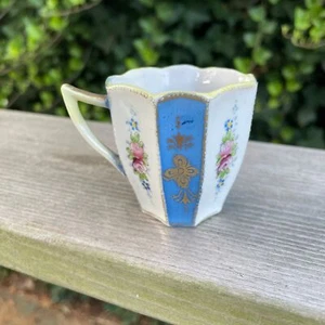 Vintage 2,5" besetztes Japan kleines Wiener Achteck blau gold mit Blumen Tasse - Bild 1 von 5