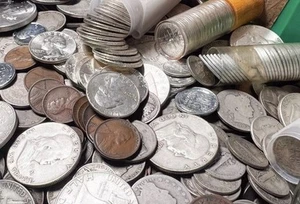 Coin Sale! - 25 Pieces Per Lot! - Silver, Wheats, Buffalo Nickel & Bonus Coin! - Picture 1 of 2