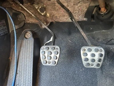 Комплект педалей сцепления и тормоза 2012 Honda Civic седан модель Si - Изображение 1 из 4