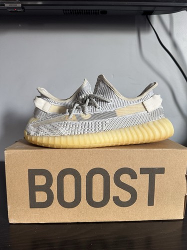 Adidas Yeezy Boost 350 V2 statiche antiriflesso taglia 8 5 M usate con scatola