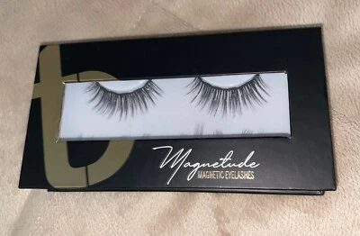 Nuevo Tori Belle Cosmetics Pestañas Magnéticas Magnetude 9 a 5 Caja Como Se Muestra - Imagen 1 de 4