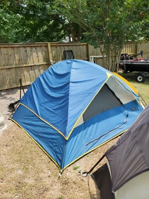 Tienda deportiva con cúpula de ascenso vertical H99 B03 bolsa de transporte postes estacas Foto 1 de 4