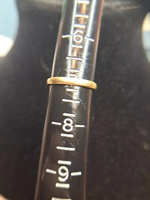 Anillo Banda Oro Amarillo Sólido 14K TALLADO ARTÍSTICO Talla 7 Muy Buen Estado Foto 1 de 4