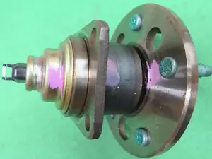 7470545 20-96 GM REAR WHEEL HUB & BEARING ASSEMBLY FACTORY ORIGINAL EQUIPMENT - Foto 1 di 1