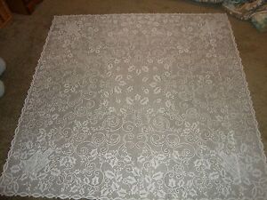 Lace Tablecloth Christmas Ivory  Holly Berry design  60 x 60