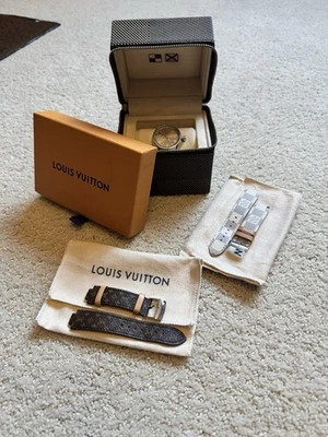 Reloj Louis Vuitton Tambour y 2 correas adicionales Foto 1 de 4
