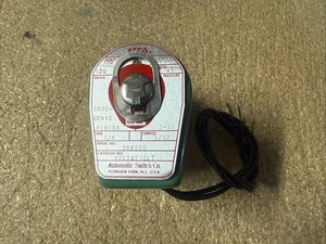 ASCO Red Hat 8263A210LT CRYO-GENIC FLUIDS VALVE 3/8" - Picture 1 of 3