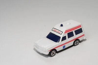 A54 1:60 CORGI TOYS MERCEDES-BENZ BINZ AMBULANCE 2200 BONNA TOP ZUSTAND2 - Bild 1 von 4