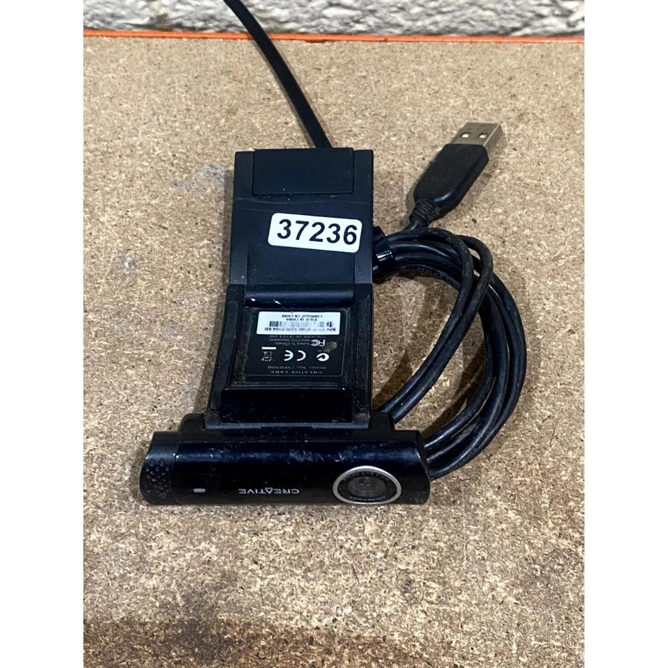 Creative Labs VF0700 Live! Cam Chat HD Web Camera Black USB 720p Built in Mic - Image 1 of 4