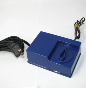 NICE PRE-OWNED LIFE LIKE" HOBBY TRANSFORMER 390-j HO AC/DC Train Power Supply - Picture 1 of 3
