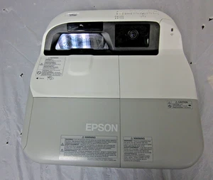 Epson BrightLink 475Wi 3LCD Projector Ultra Short Throw 2000-2500HRS BUNDLE - Picture 1 of 5