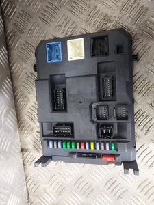 Boitier BSI X02 - CITROEN C3 PICASSO 1.6L ESS 120CV - Référence : 9666952080 - Picture 1 of 4