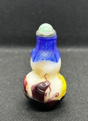 Hermosa botella de tabaco hecha a mano multicolor tortuga/serpiente/pez Foto 1 de 4