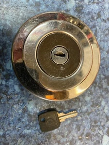 Ford Escort MK1 Locking Fuel Filler Cap and Key - Picture 1 of 4