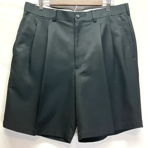 Pantaloncini da golf chino plissettati neri da uomo PGA Tour taglia 36 - Foto 1 di 6