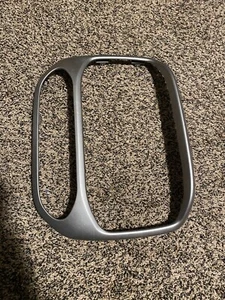 2015-2021 Chevy Colorado GMC Canyon Center Dash Radio Bezel Trim - Picture 1 of 4
