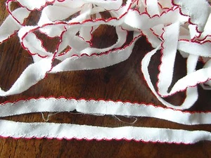 Kurzwaren Leiste Galon rote Bordüre 1mx1cm #olds lace - Bild 1 von 2
