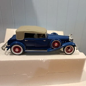 1932 Chrysler Lebaron - 1/32 Signature Diecast Model No. 32116 - Picture 1 of 13