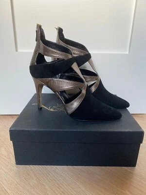 NUEVO EN CAJA Alejandro Ingelmo Esqueleto Gamuza Negro Recorte Botas Botines Zapatos IT 40 Foto 1 de 4