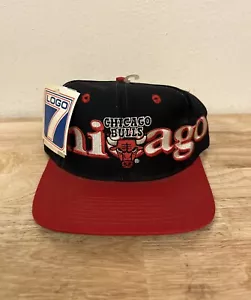 DE COLECCIÓN 90s Chicago BULLS Logo 7 Snapback Sombrero NBA Deletreado Logo - Nuevo - Imagen 1 de 13