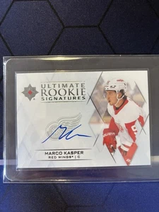 2023-24 Ultimate Collection Ultimate Rookie Signatures - Marco Kasper RC AUTO - Bild 1 von 2