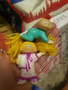 2 Vtg 1985 Cabbage Patch Kids BABY FIGURE Girl CPK PVC Figure 2.75" Ginger Blond - Picture 1 of 15