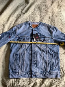 Levis Premium Mens Trucker Denim Jeans Jacket Snake Spider Mens Medium New Tags - Picture 1 of 10
