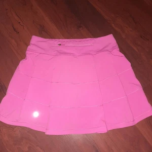 Falda Lululemon Sonic Rosa Rival Rival  - Imagen 1 de 5