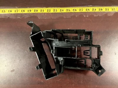 BMW 328I 2012-2018 módulo de control de asistencia de estacionamiento soporte de montaje OEM. Foto 1 de 4