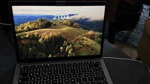 Apple macbook air 13 2018 i5 500gb 16 ram - Afbeelding 1 van 6