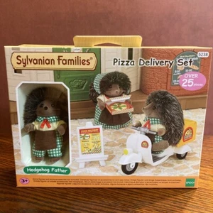 Sylvanian Families 5238 Igelvater PIZZA LIEFERSET Epoche Calico Klitter - Bild 1 von 4