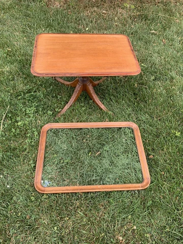 ANTIQUE VINTAGE BUTLERS  TEA/COFFEE TABLE - REMOVABLE GLASS TOP Cover