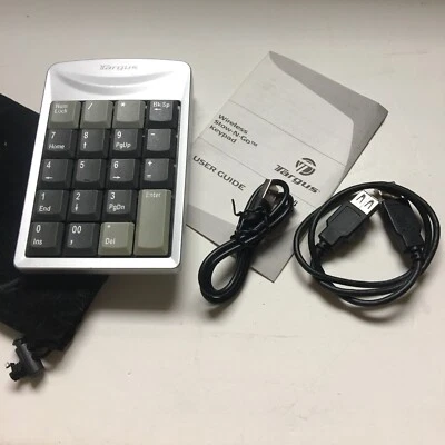 Targus Stow-N-Go AKP01US USB Wired Numbric Keyboard Silver & Black 3.5"W x 5"L - Image 1 of 4