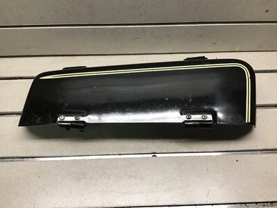 Suzuki GS1100GK,GS1100,saddlebag lid,RH saddlebag top cover - Imagem 1 de 4