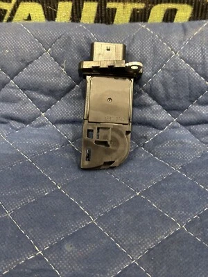 Audi R8 V10 2017 genuino sensor de flujo de aire masivo izquierdo/derecho MAFS 420 133 471 Foto 1 de 4