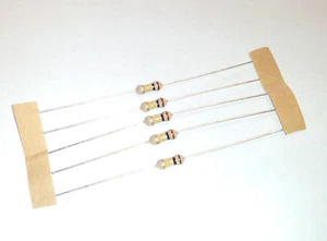 Resistenza 2k2 ohm 2200 ohm 1/4w 1/4 w 5% conf.da 5pz - Imagen 1 de 1