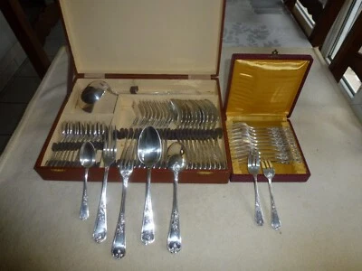 DEUX COFFRETS MENAGERE  ET  FOURCHETTES A DESSERT METAL ARGENTE STYLE LOUIS XV - Photo 1/3