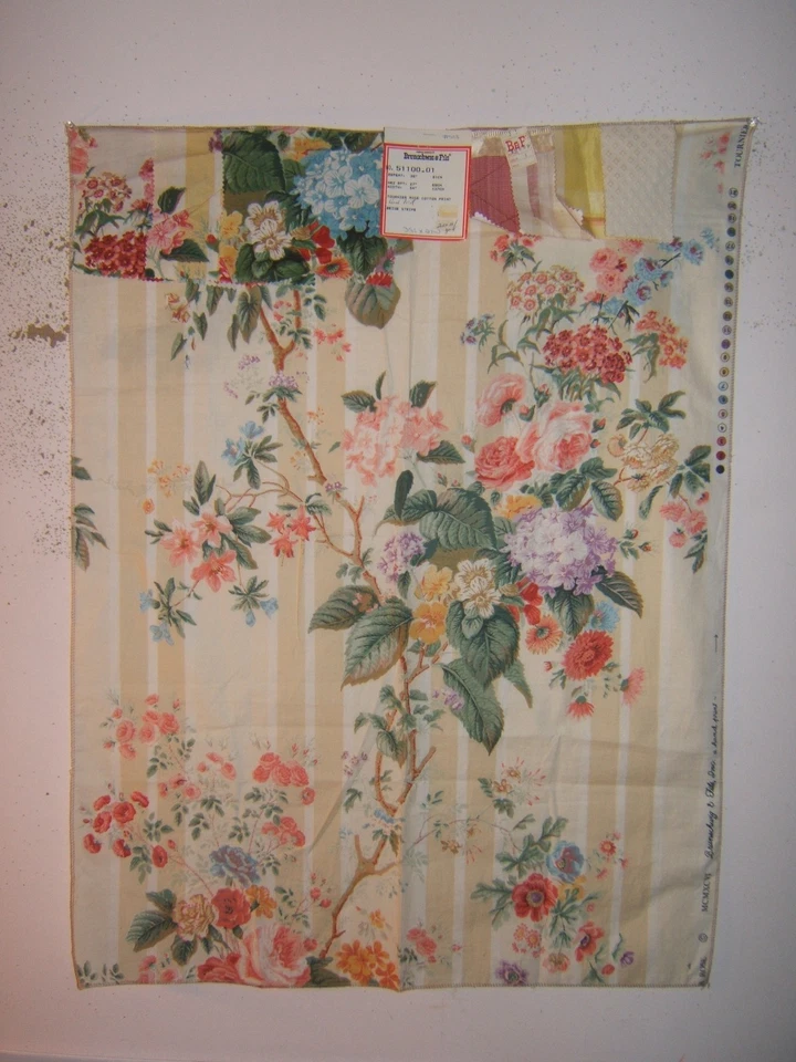 Brunschwig & Fils, Tournier Rose, Rayas Florales, Vintage, Color Beige Foto 1 de 1