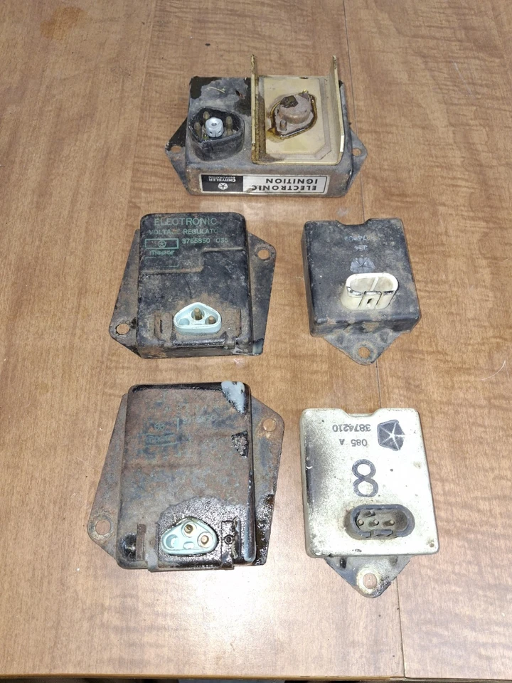 Mopar Used Electronic Modules - Image 1 of 3