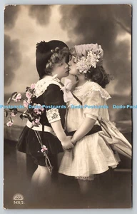 R764448 Two Children Flowers Postcard - Picture 1 of 4