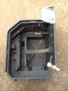 Yamaha 450 Rhino Battery Box With Tool Kit Used - Bild 1 von 6